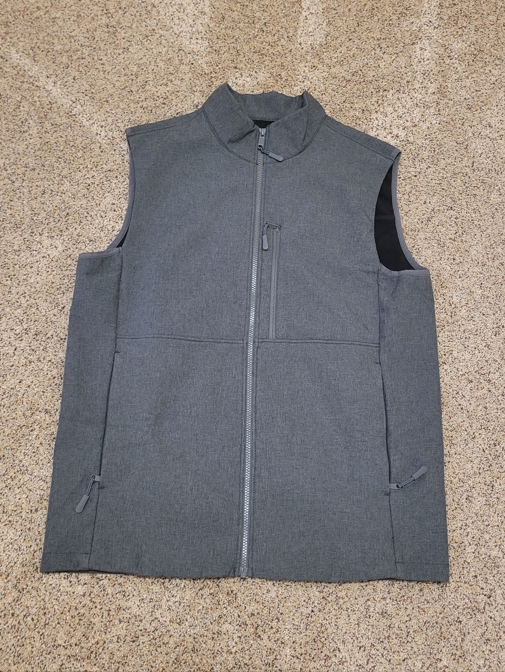 Quince Men's Gray Zip Front Vest Size Large